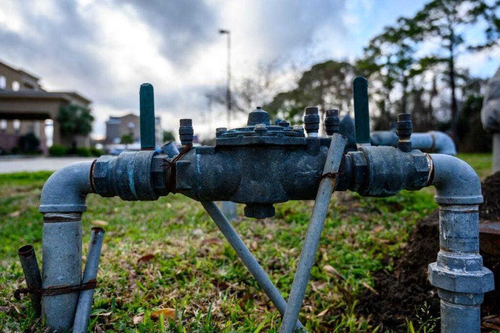 backflow valve blue device outside